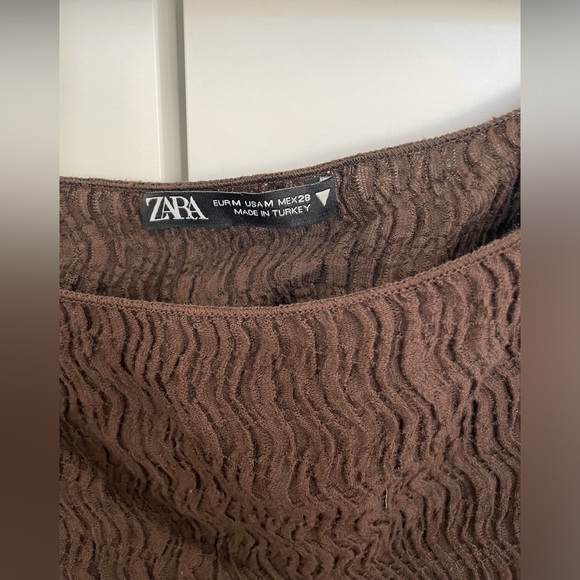 Brown textured top - Picture 3 of 6